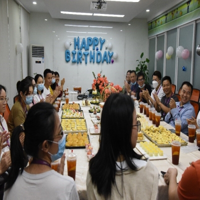 珍惜当下 期许未来——高德娱乐电子员工9月生日会活动