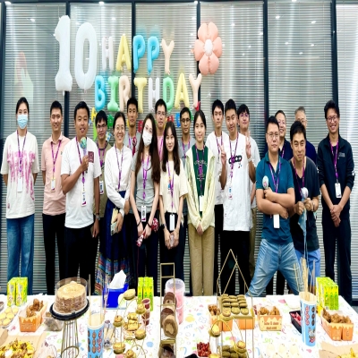 岁月秋高，重阳同庆——高德娱乐电子10月份员工生日会